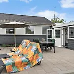 3 Bedroom Lovely In *
