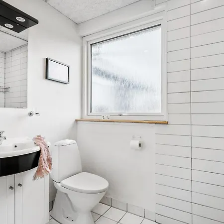 3 Bedroom Lovely In Hébergement de vacances Haderslev