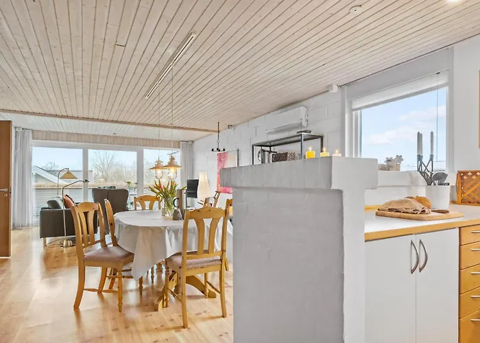 3 Bedroom Lovely In